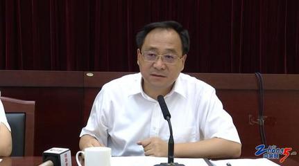 科技中介服务 创新驱动发展的新引擎——市委十二届六次全会分组讨论《工作报告》侧记